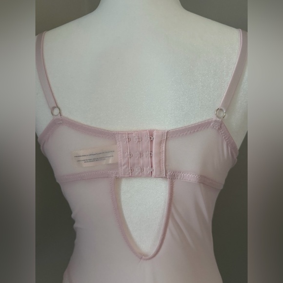 JESSICA SIMPSON Pink Lace Bodysuit Women’s Size Large - Picture 6 of 16